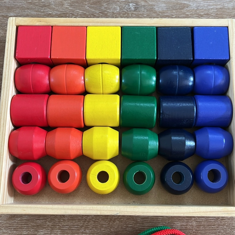 Melissa & Doug Rainbow Primary Lacing Beads Educational Toy - Picture 2 of 4